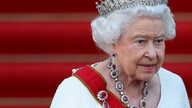 Britaniya kraliçası karantindən sonra ilk dəfə görüntüləndi - FOTO